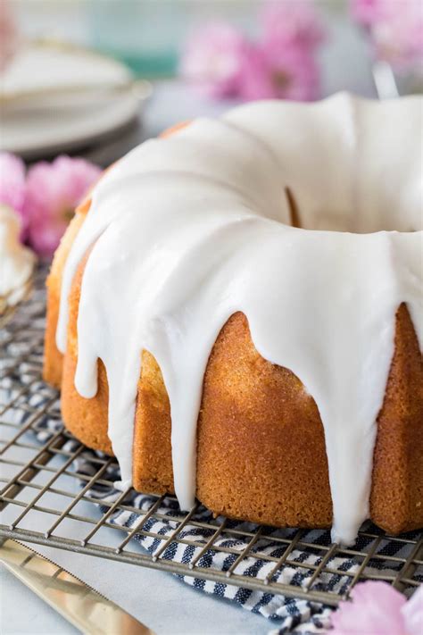 Fold dry ingredients into the mixture with a rubber spatula just until fully combined, do not over mix. . Everything bundt cakes